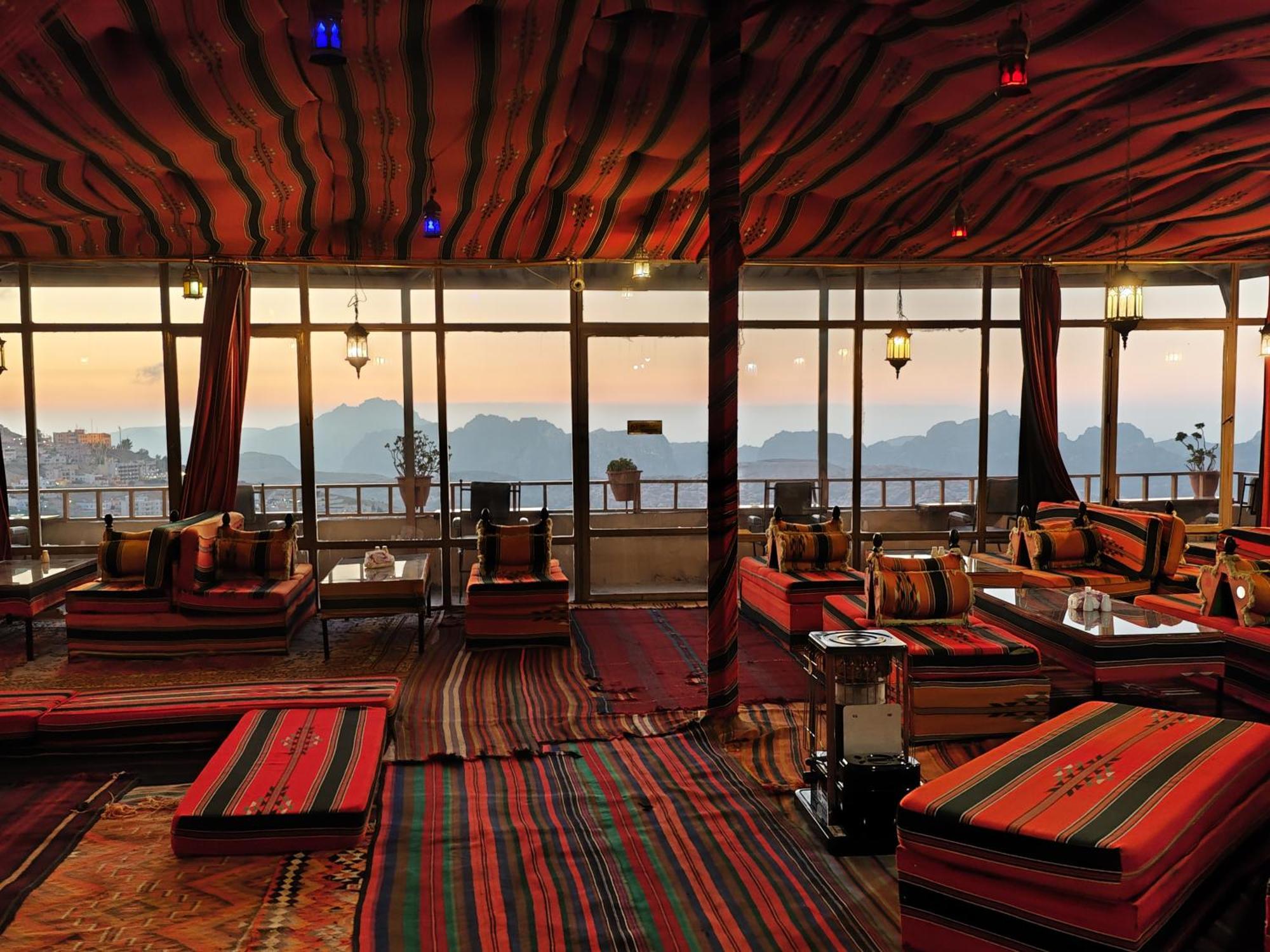 Rocky Mountain Hotel Wadi Musa Exterior photo